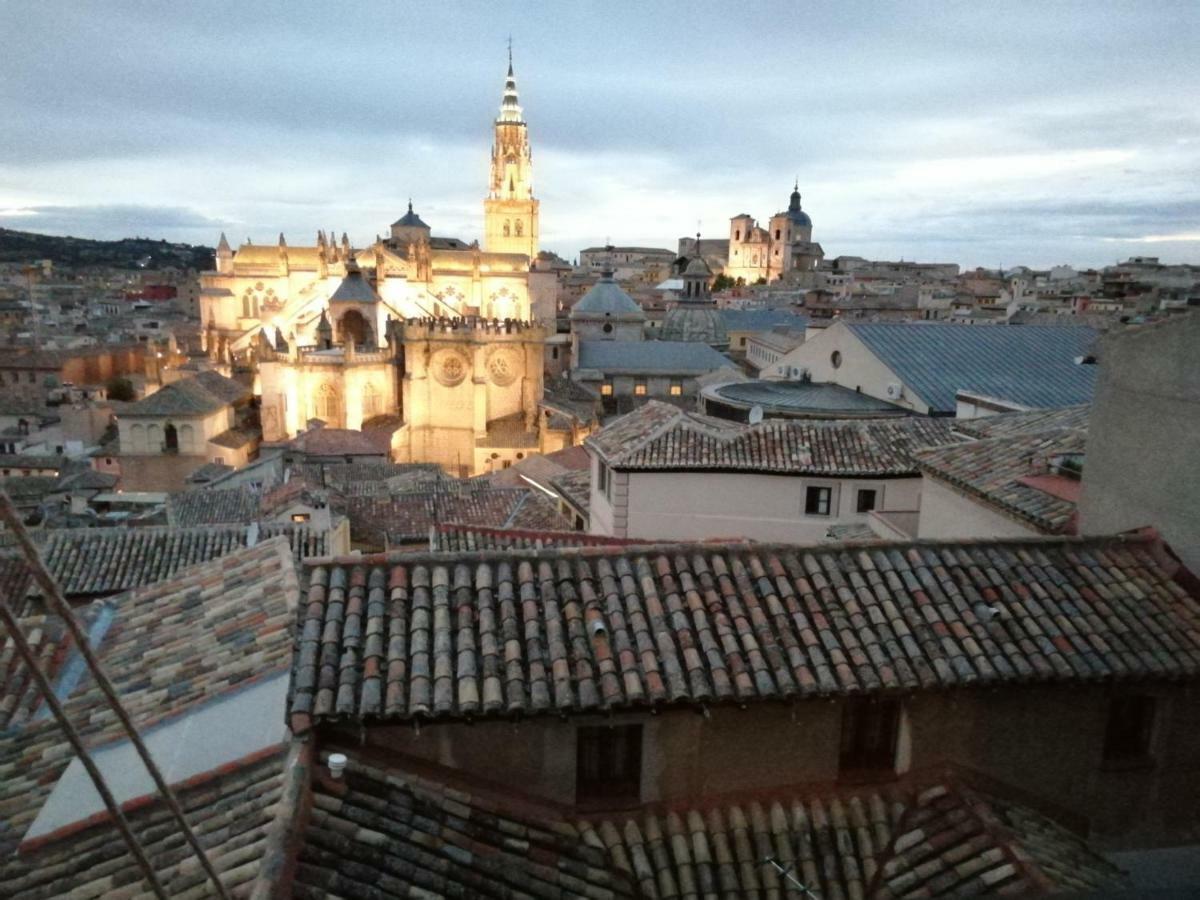 Apartamento Prana Junto Al Alcazar Toledo Exterior photo